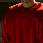 Человек за игровыми автоматами как способ забыться от проблем