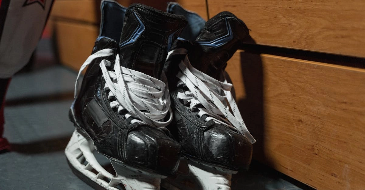 Человек ищет игровой побег от усталости души